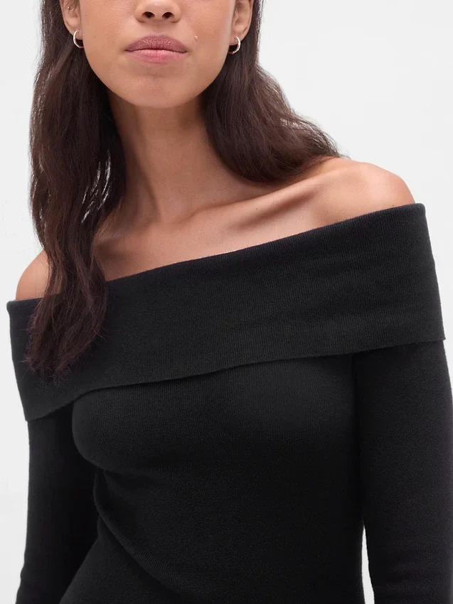 CashSoft elastisk midi-strikkekjole med bare skuldre