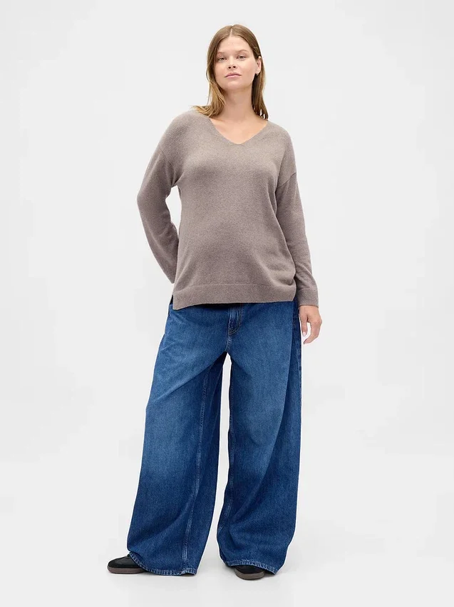 CashSoft-genser med V-hals for gravide