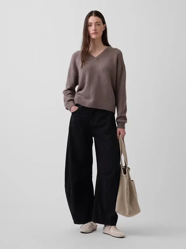 CashSoft oversized genser med V-hals