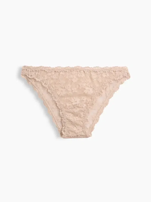 Cheeky-bikini i blonder