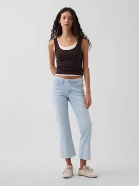 Crop-jeans med lav midje, lang og slank passform