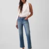 Crop-jeans med lav midje, lang og slank passform