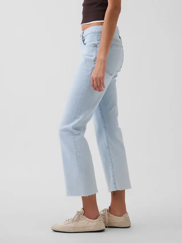 Crop-jeans med lav midje, lang og slank passform