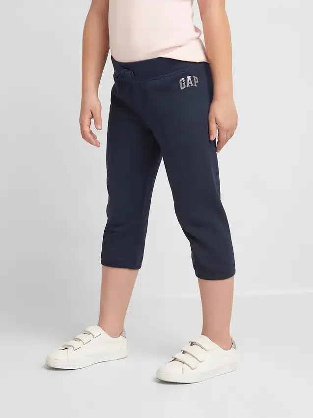 Crop-sweatshirt med dekorert logo