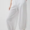 Culotte-bukser i bomullsgasbind