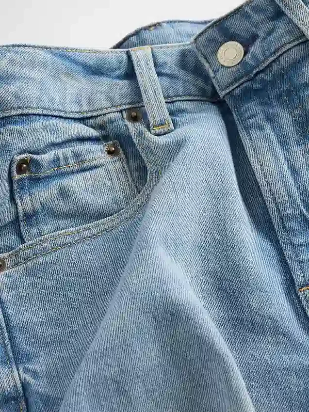 Curvy High Stride-jeans med vid benvidde og ankelhøyde