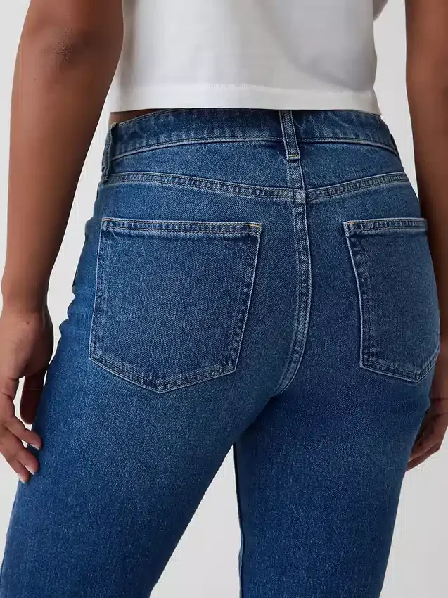Curvy høyt liv '90-talls slanke, rette Jeans