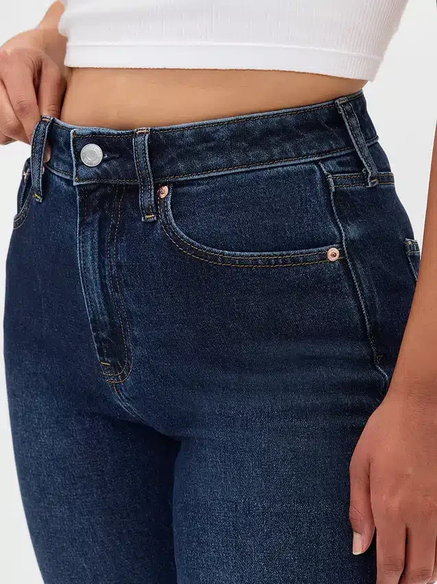 Curvy høyt liv '90-talls slanke, rette Jeans