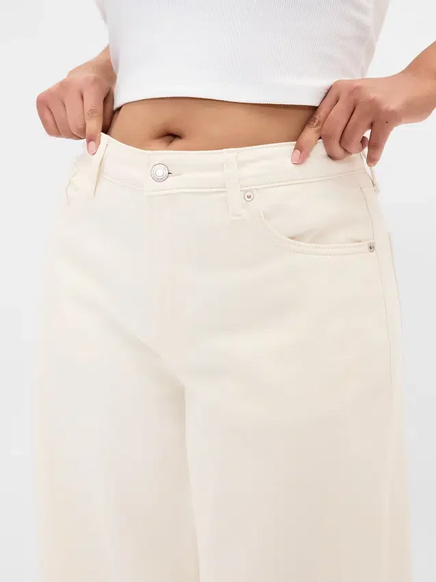 Curvy Mid Rise Ultrasoft Baggy Jeans