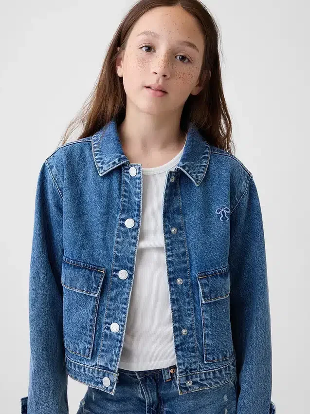 Denimjakke med påsydde lommer for barn