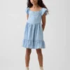 Denimkjole med flutter-ermer og sweetheart-utringning