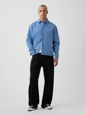 Denimskjorte med avslappet, rett kant