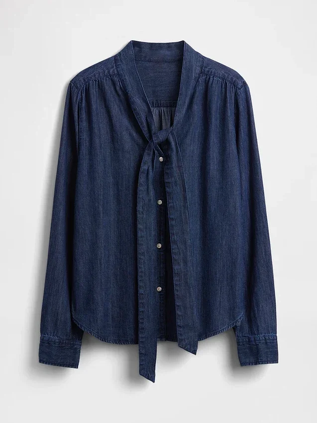 Denimskjorte med bånd i halsen