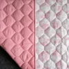 Det forgyllede fugle-leketeppet «Spring Toile»