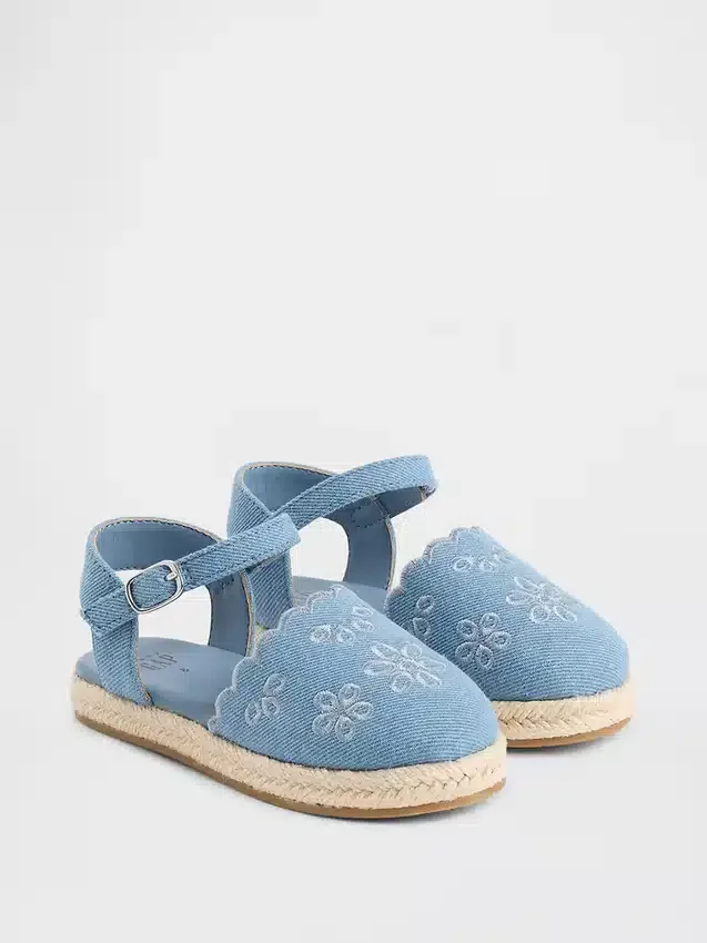 Espadrille-sandaler for småbarn