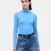 Fjærlett turtleneck