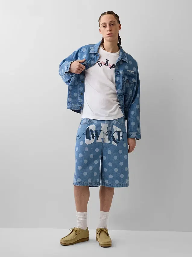 Gap × Awake Ny T-skjorte med avslappet logo