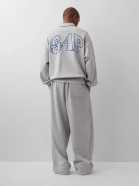 GAP × Awake Ny tykk, oversized genser med kvart glidelås