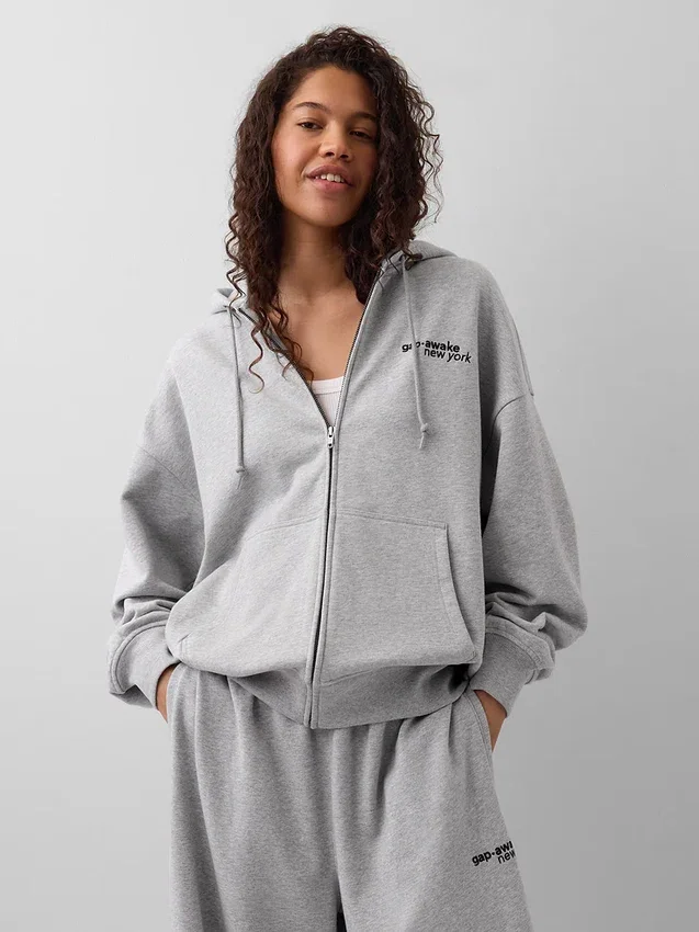 GAP × Awake NY tykk, oversized hettegenser med logo og glidelås