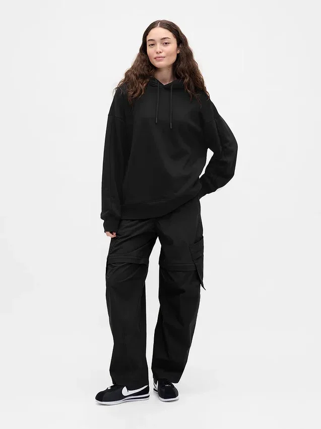 GAP × Béis tung reise-hoodie for voksne
