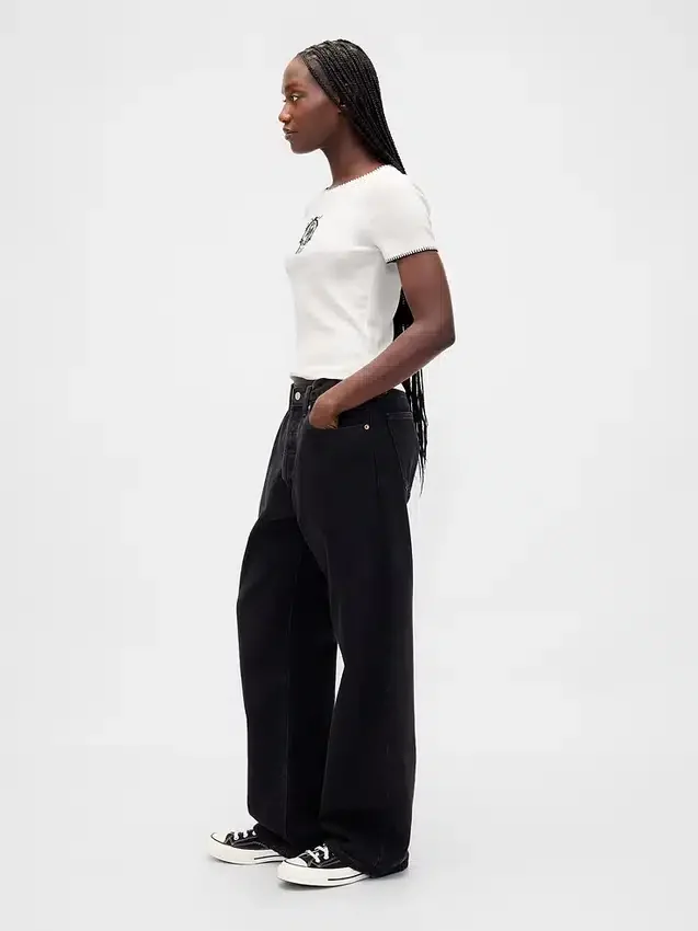 GAP × Disney Tim Burtons «The Nightmare Before Christmas» moderne, innsvingt T-skjorte