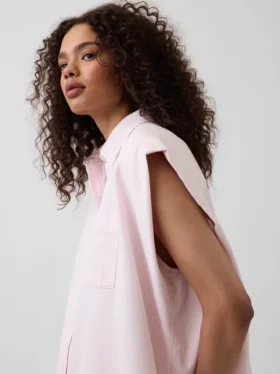 Gap × Hfr Ultrasoft Denim-skjorte med brede skuldre fra Nicole Benefield Portfolio