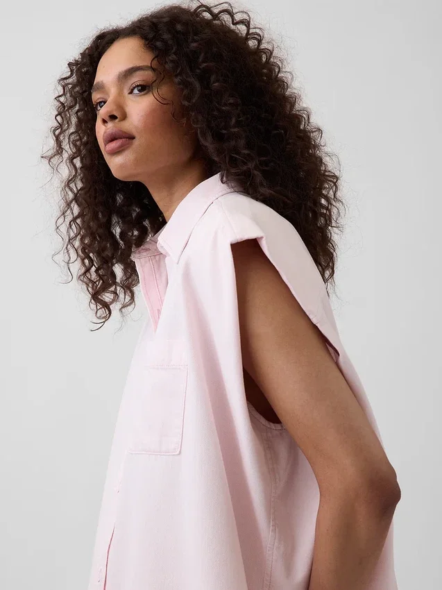 Gap × Hfr Ultrasoft Denim-skjorte med brede skuldre fra Nicole Benefield Portfolio