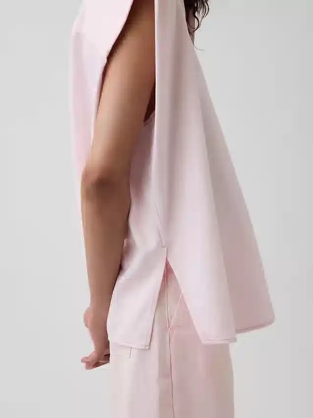 Gap × Hfr Ultrasoft Denim-skjorte med brede skuldre fra Nicole Benefield Portfolio