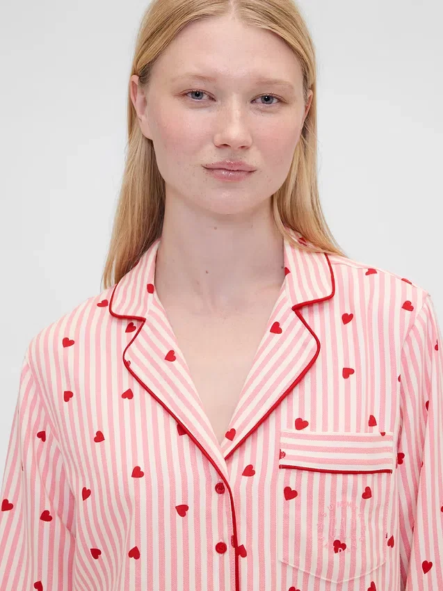 GAP × Summer Fridays avslappet pyjamaskjorte i flanell med hjerter