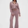 GAP × Summer Fridays CashSoft vaffelstrikket kort hettegenser