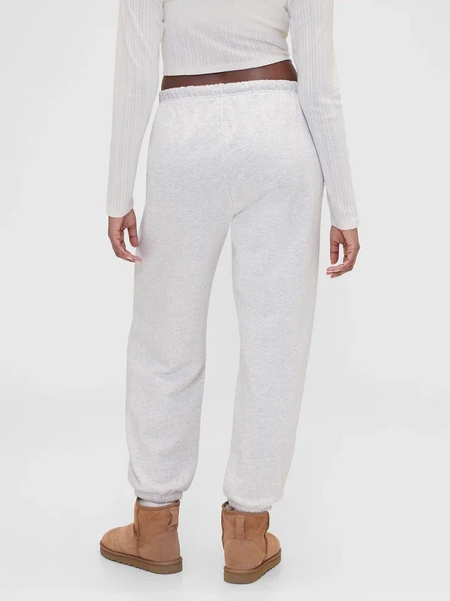 Gap × Summer Fridays Joggebukse i tykk fleece med logo og avslappet passform