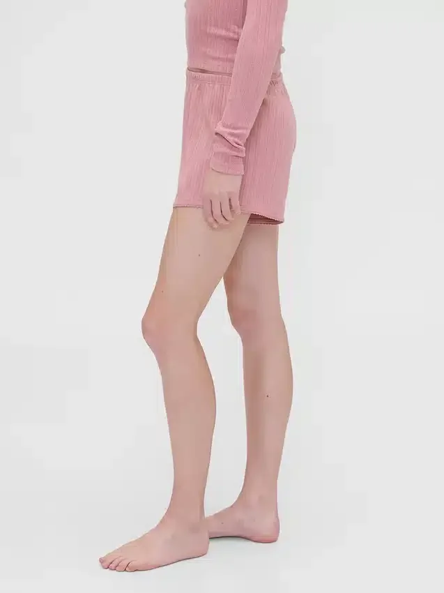 GAP × Summer Fridays pyjamas-shorts i pointelle