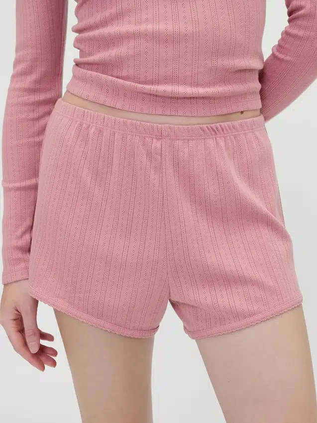 GAP × Summer Fridays pyjamas-shorts i pointelle