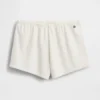 GAP × Summer Fridays pyjamas-shorts i pointelle