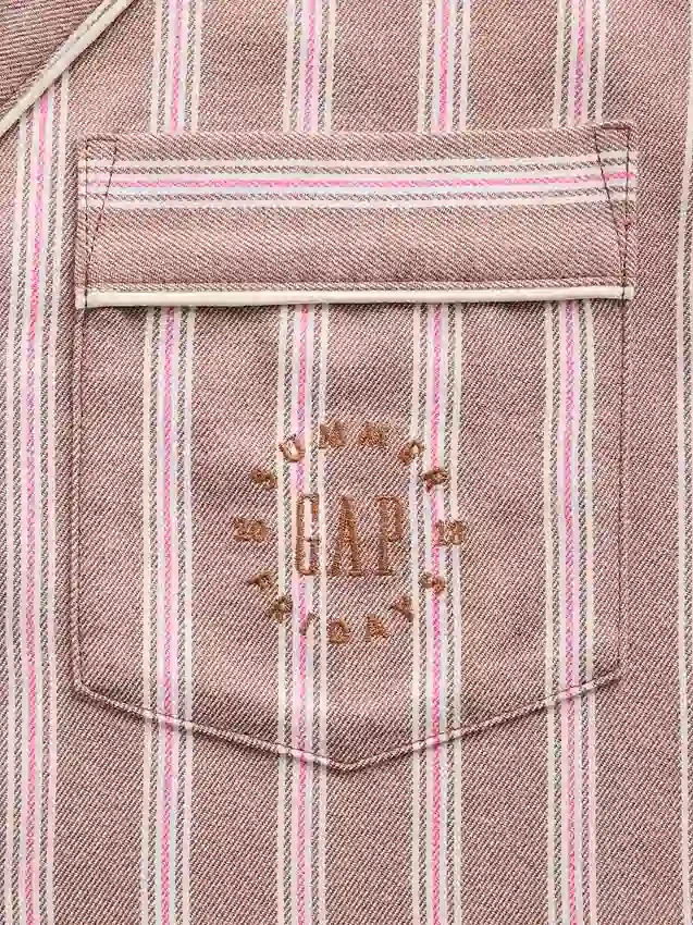 GAP × Summer Fridays pyjamaskjorte i avslappet flanell med striper