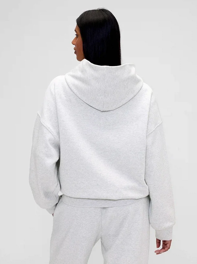 GAP × Summer Fridays Tung, oversized hettegenser med logo