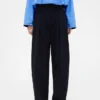 GAP × Victoria Beckham høyt sittende plisserte bukser med buet snitt