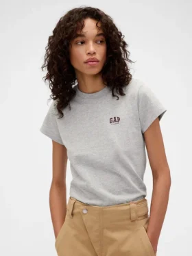 Gap × Victoria Beckham T-skjorte i økologisk bomull med logo