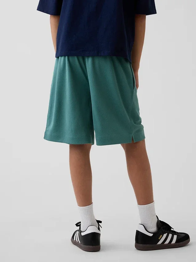GapFit 6" resirkulerte mesh-shorts for barn