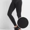 GapFit leggings med høy midje, strukturert stripe og Sculpt-kompresjon