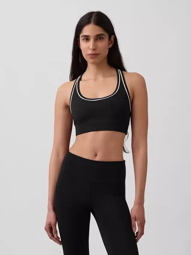GapFit Smooth sports-BH med middels belastning og racerrygg