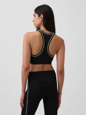 GapFit Smooth sports-BH med middels belastning og racerrygg