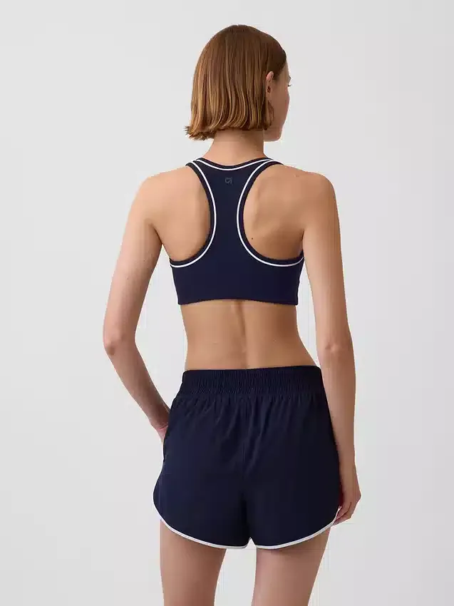 GapFit Smooth sports-BH med middels belastning og racerrygg