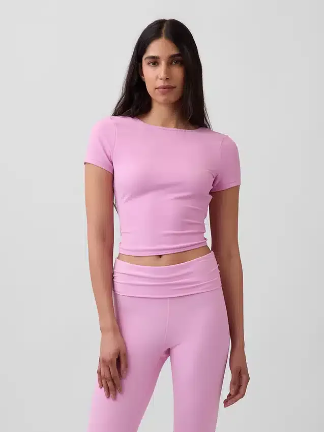 GapFit Smooth vendbar crop-top med kryssrygg