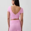 GapFit Smooth vendbar crop-top med kryssrygg