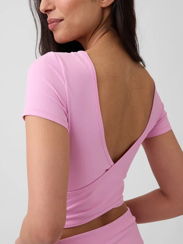 GapFit Smooth vendbar crop-top med kryssrygg