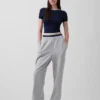 GapFit Smooth vendbar crop-top med kryssrygg