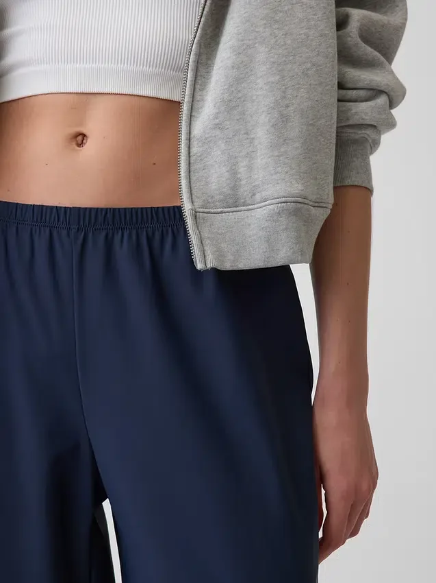 GapFit Tech lavt liv, avslappet, lett å ta på seg bukser