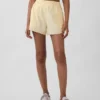 GapFit Tech løpeshorts med høy midje