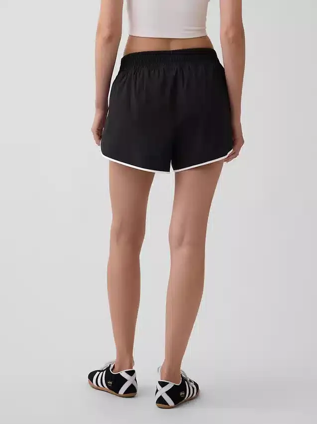 GapFit Tech løpeshorts med høy midje